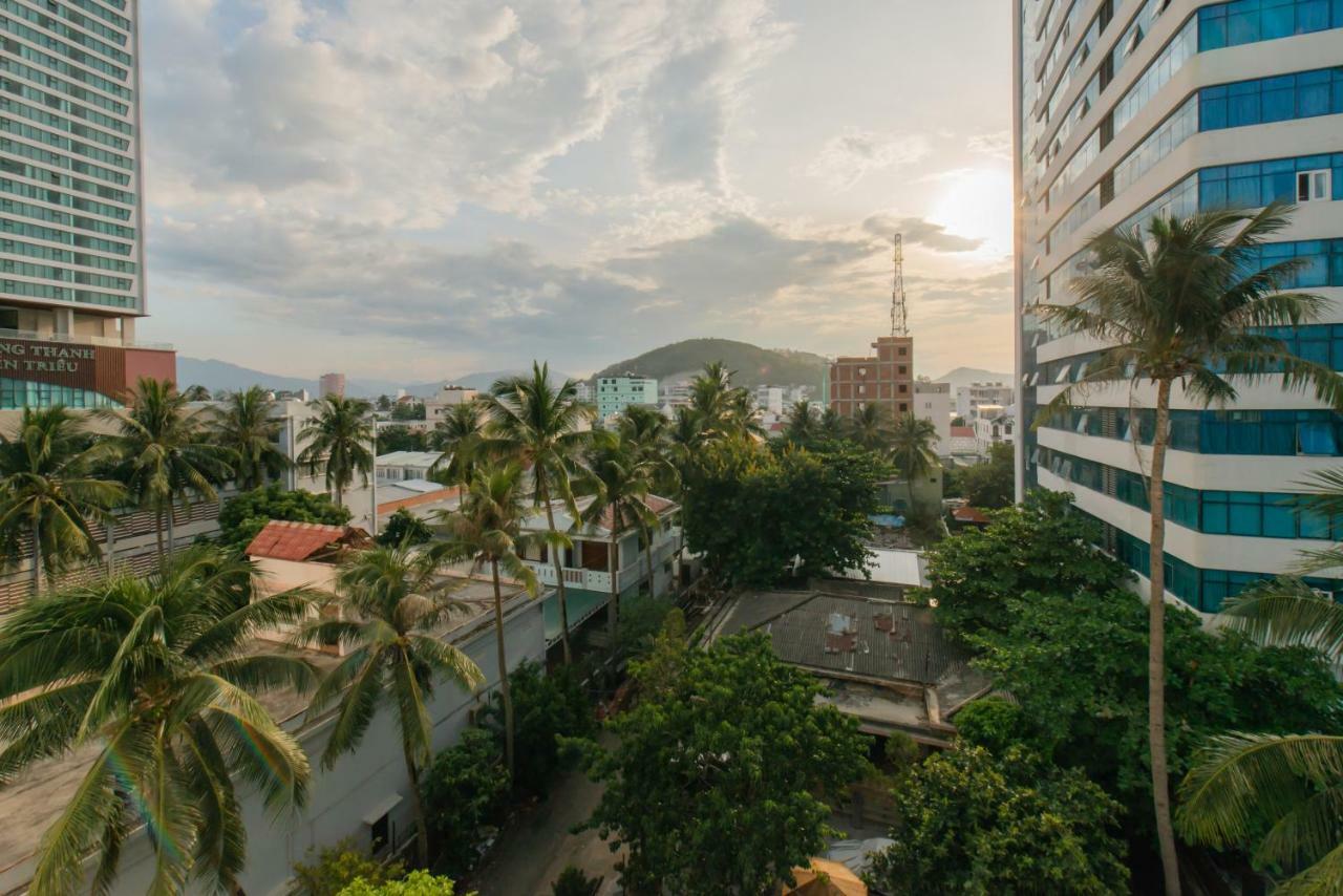 Bellevue Hotel Nha Trang Exterior photo